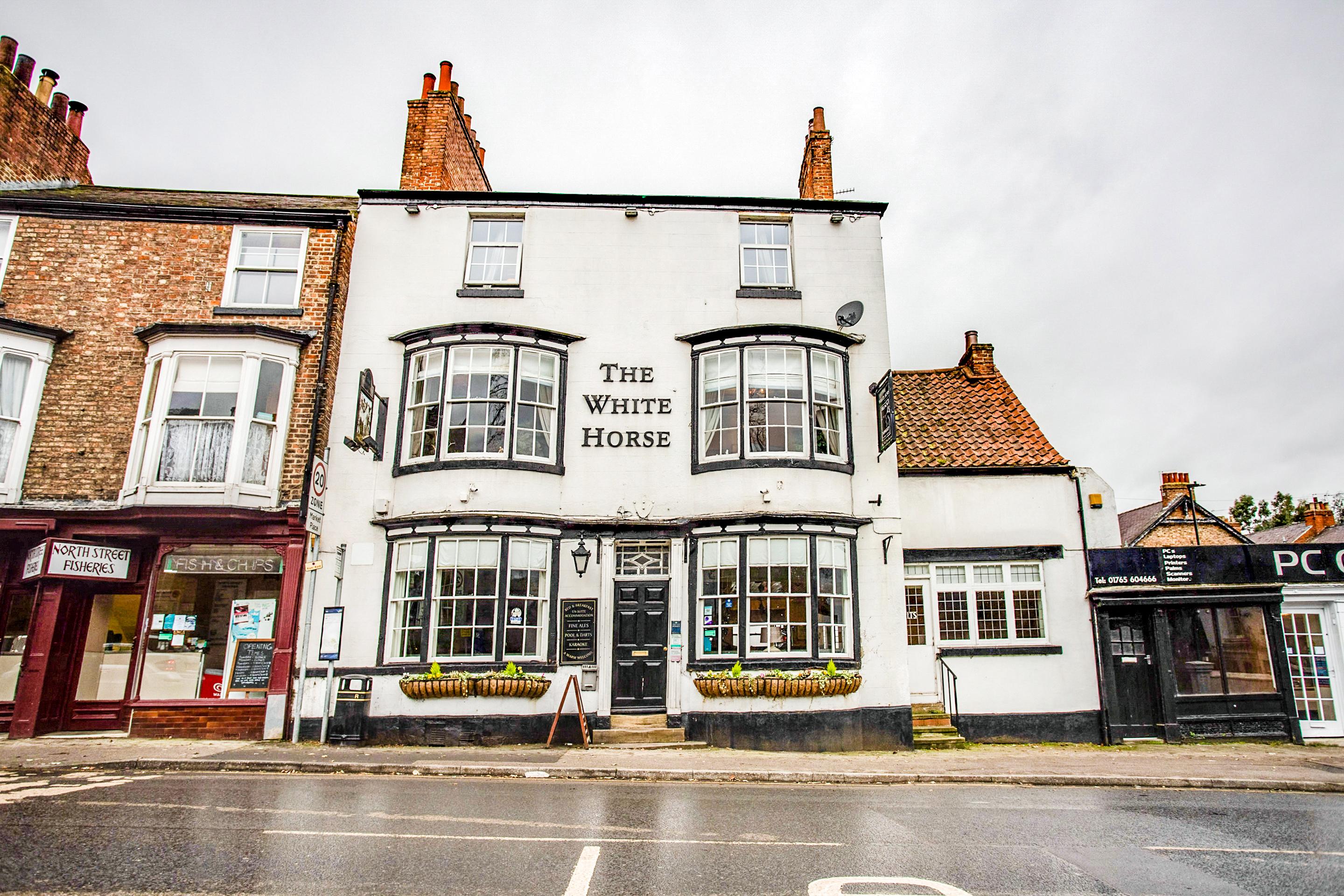 Oyo The White Horse, Ripon North Yorkshire Hotel Ngoại thất bức ảnh