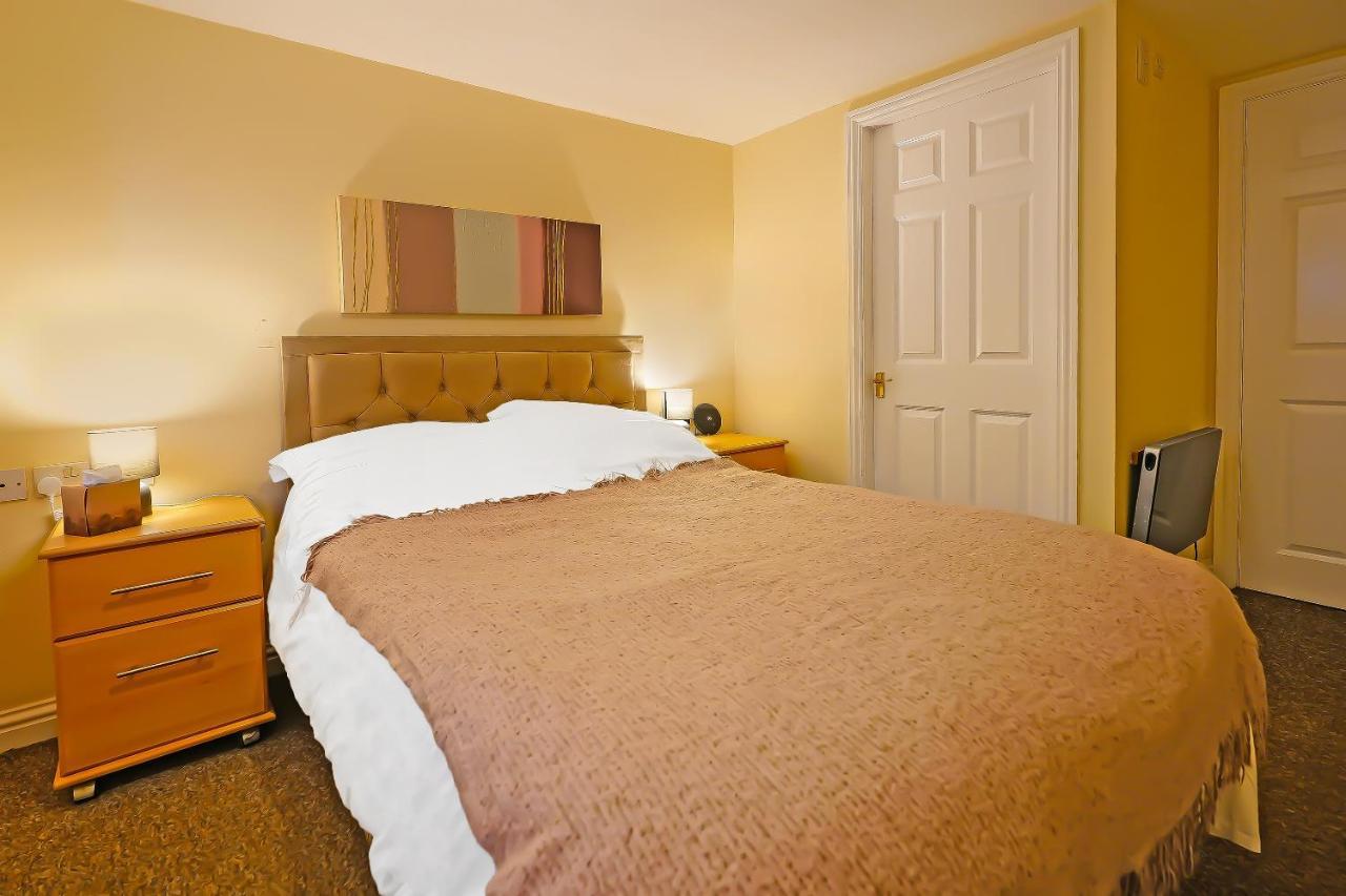 Oyo The White Horse, Ripon North Yorkshire Hotel Ngoại thất bức ảnh