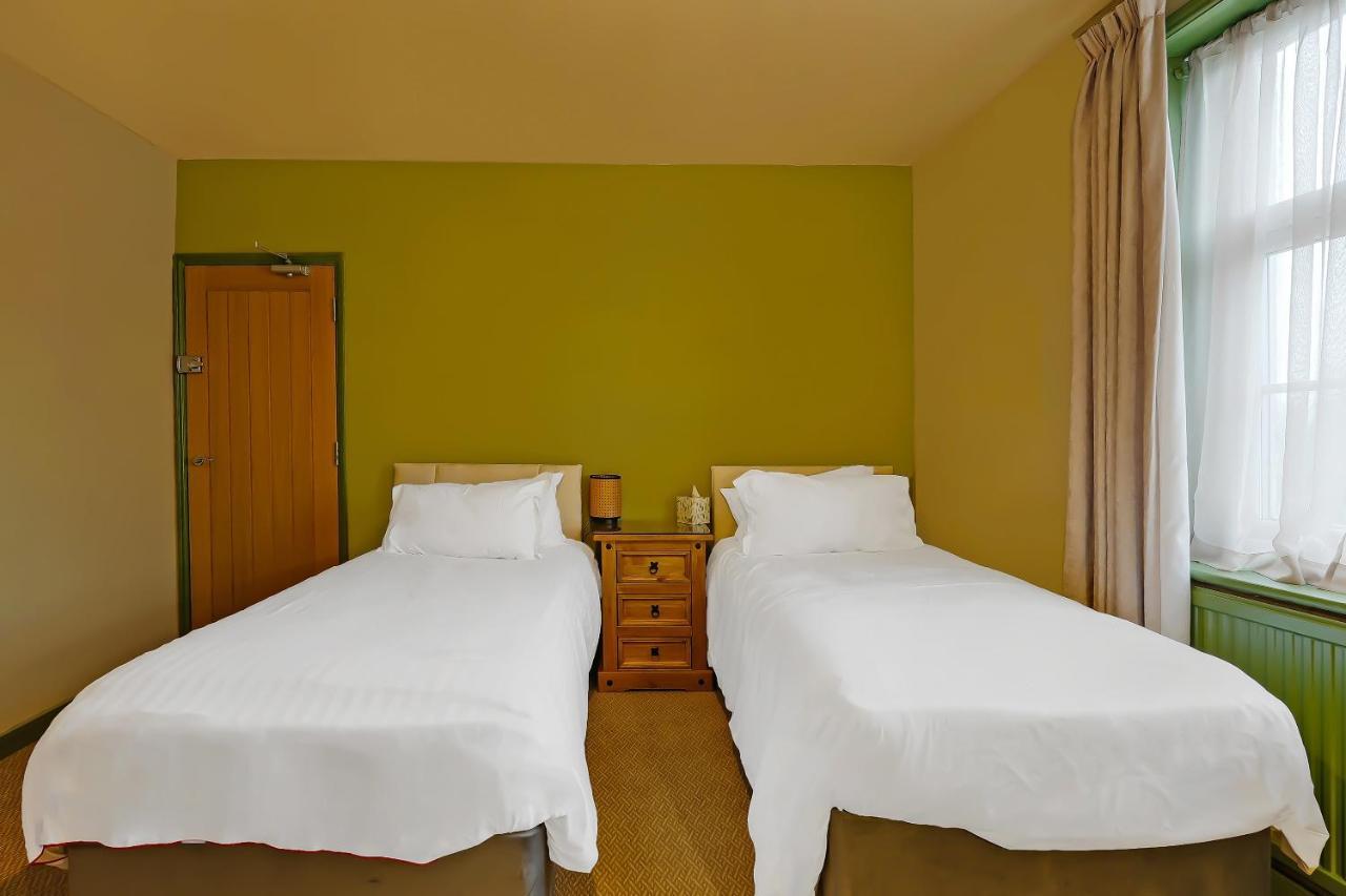 Oyo The White Horse, Ripon North Yorkshire Hotel Ngoại thất bức ảnh