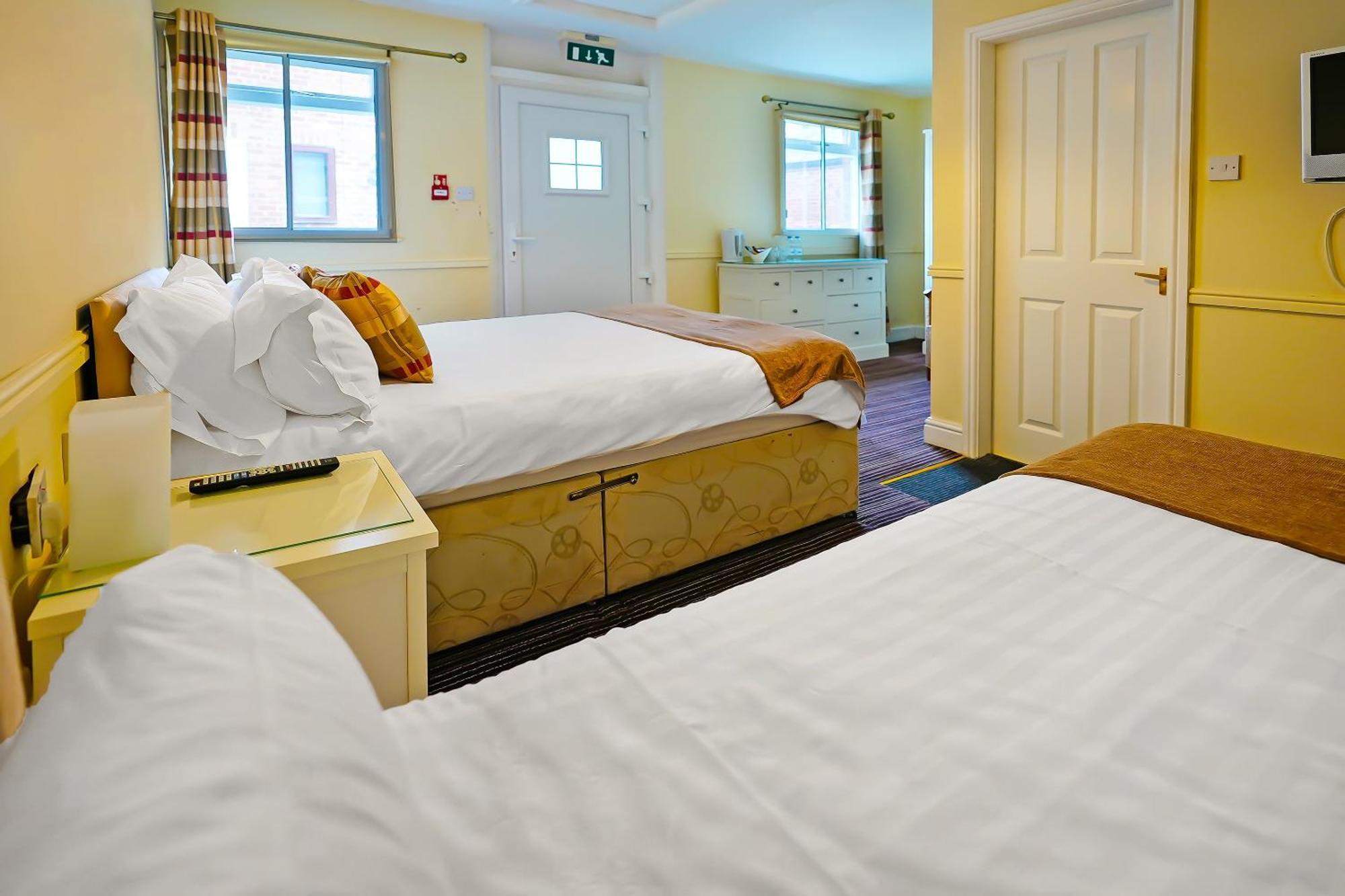 Oyo The White Horse, Ripon North Yorkshire Hotel Ngoại thất bức ảnh