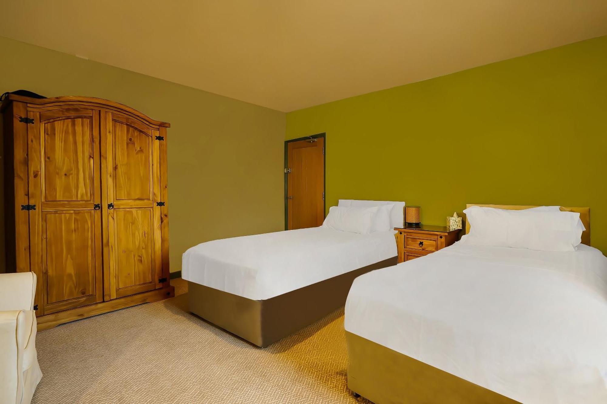 Oyo The White Horse, Ripon North Yorkshire Hotel Ngoại thất bức ảnh