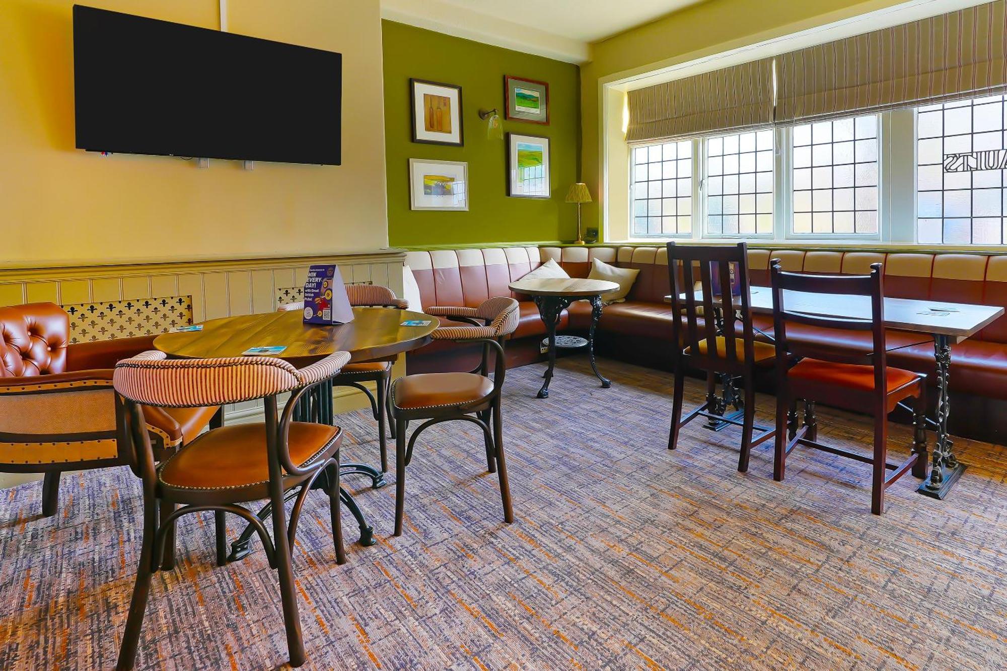 Oyo The White Horse, Ripon North Yorkshire Hotel Ngoại thất bức ảnh